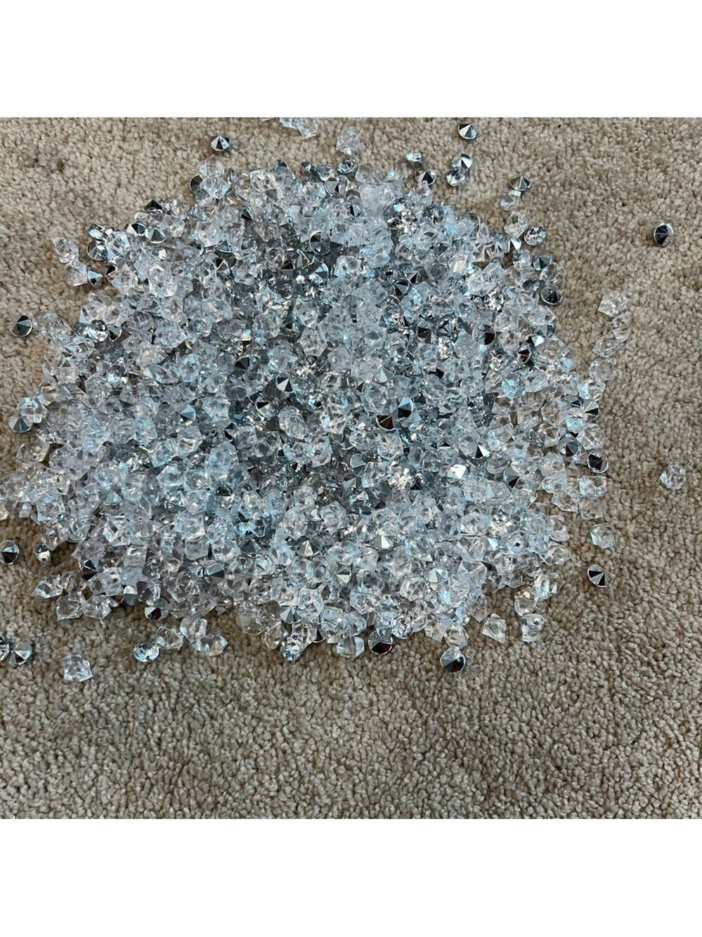 Mixture of acrylic clustered rocks acrylic rhinestone diamonds wedding art craft